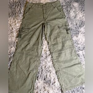 AE Green Cargo Pants